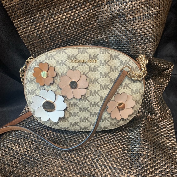 Michael Kors Handbags - MK Crossbody